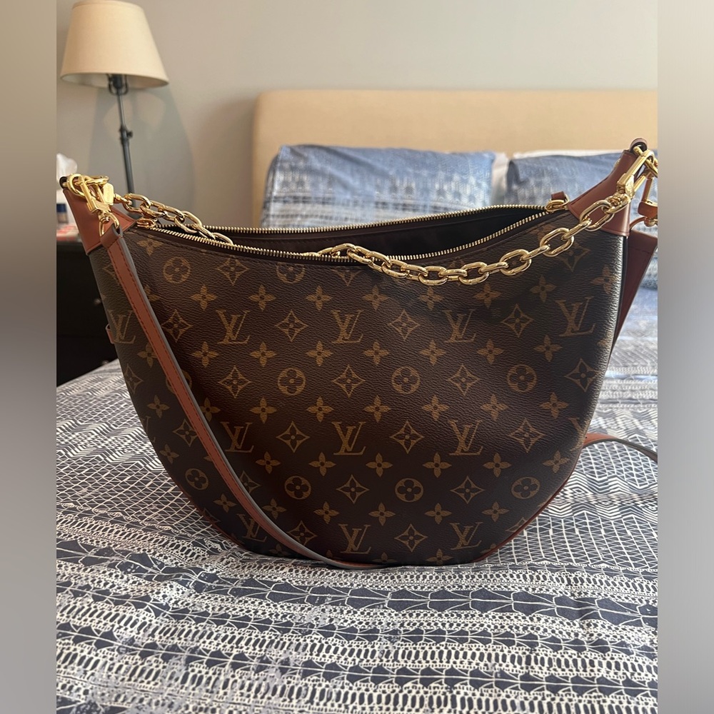 Louis Vuitton Loop Hobo